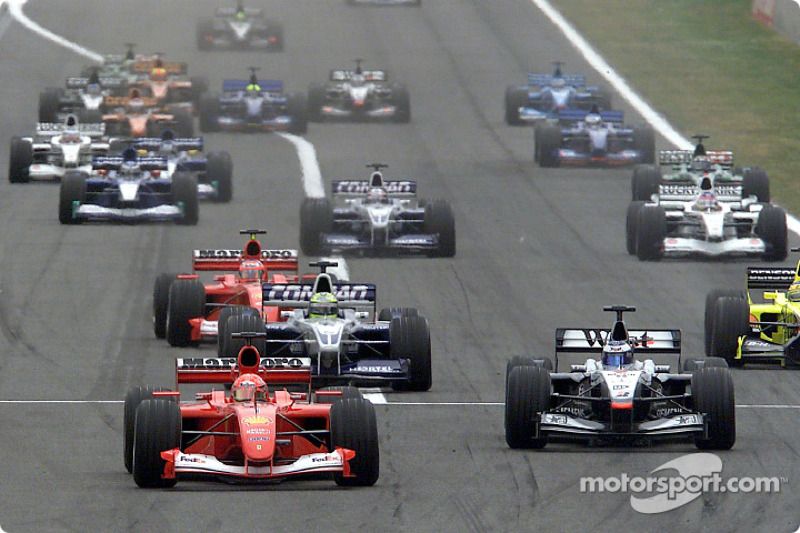 Arrancada Michael Schumacher y Mika Hakkinen lideran