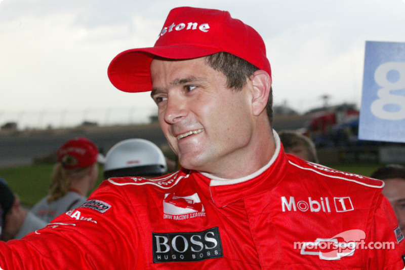 Le vainqueur Gil de Ferran