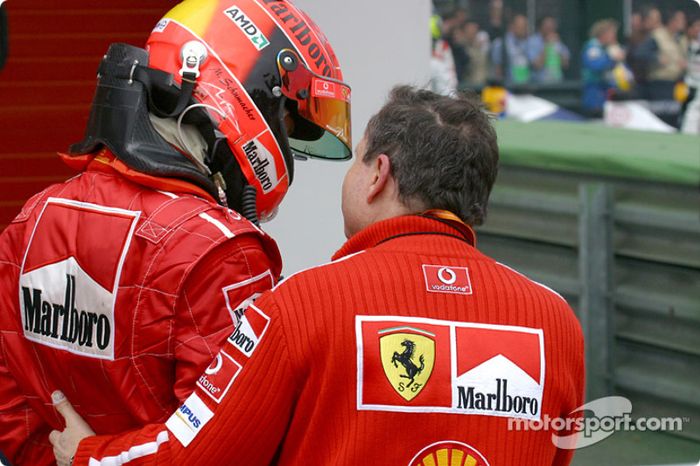 Michael Schumacher y Jean Todt en el Parc Fermé