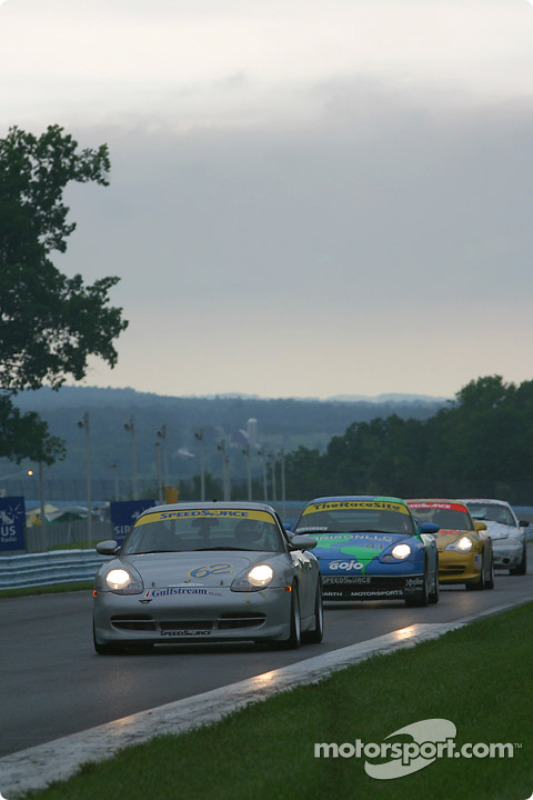 la Porsche 911 n°62 de l’équipe SpeedSource pilotée par Sylvain Tremblay, Scott Schlesinger, Marcelo Abello