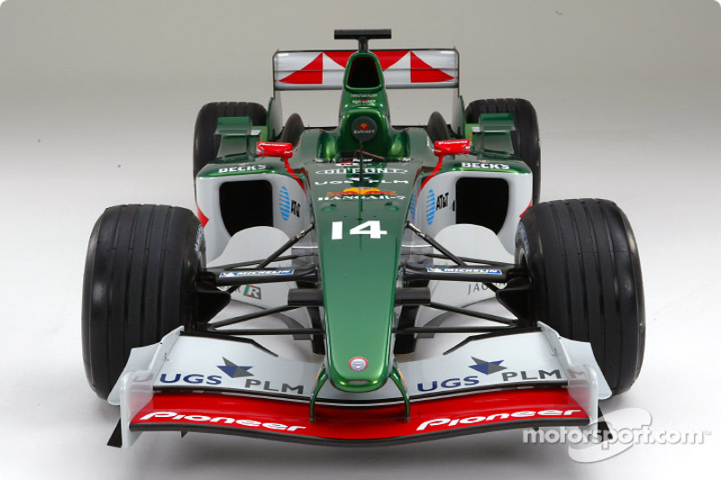 yeni Jaguar R5