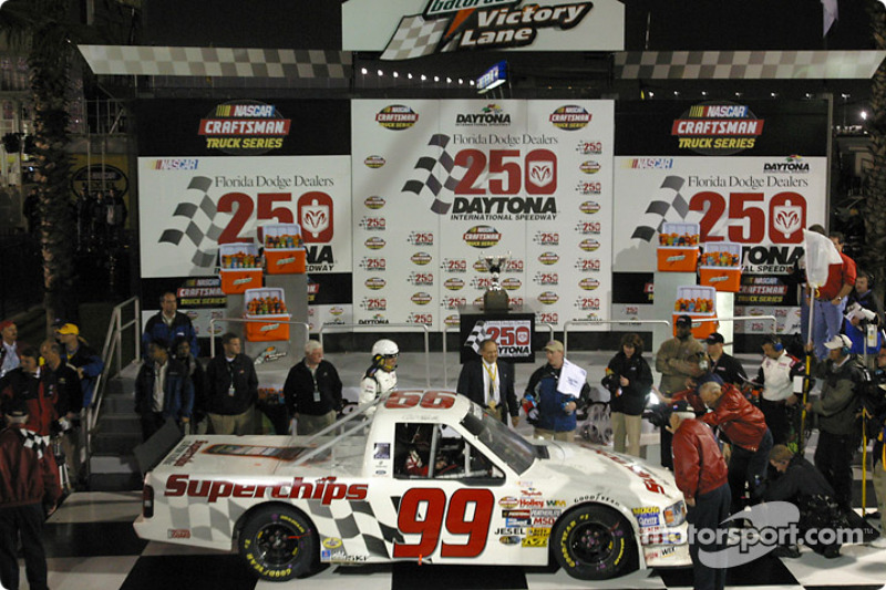 Daytona 2004: Ritterschlag von Jack Roush