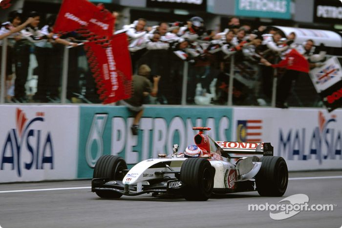 Tercer lugar final para Jenson Button