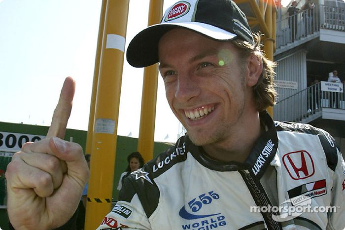 Jenson Button (BAR-Honda): 24 años, 3 meses y 6 días
