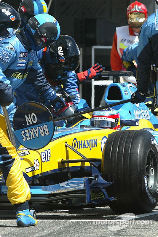 Parada en pits para Fernando Alonso
