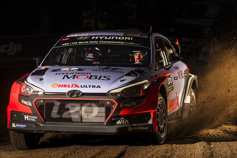 #6: Thierry Neuville, Nicolas Gilsoul, Hyundai i20 WRC