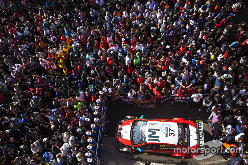 #1: José María López, Citroën World Touring Car Team, Citroën C-Elysée WTCC