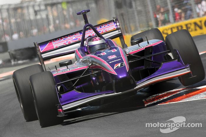 ...posteriormente en Surfers Paradise en 2007 y...