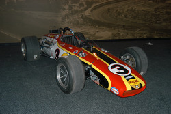 Bobby Unser's 1968 Indy 500-winning Leader Cards Eagle