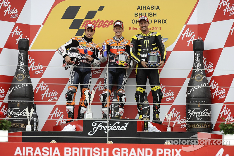 Podio: ganador de la carrera Casey Stoner, Repsol Honda Team, segundo lugar Andrea Dovizioso, Repsol