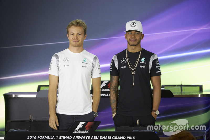 Nico Rosberg, Mercedes AMG F1, Lewis Hamilton, Mercedes AMG F1 during the press conference