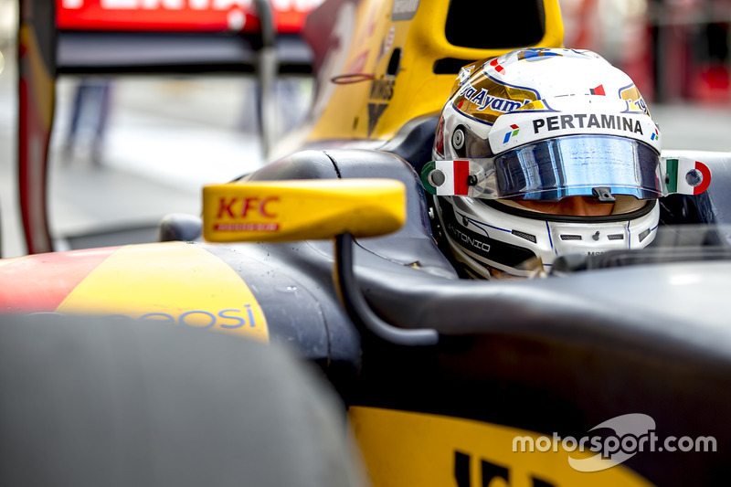 Antonio Giovinazzi (76 puntos)