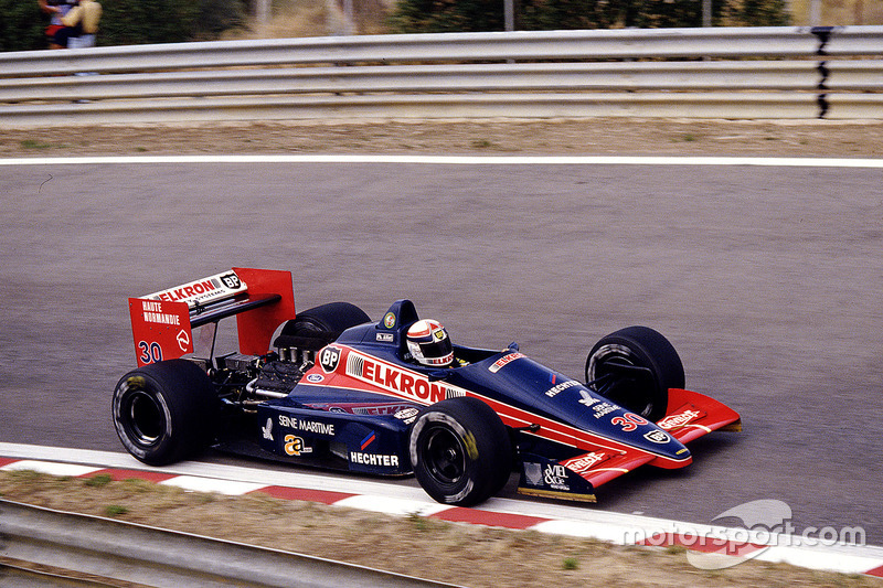 #30: Philippe Alliot, Larrousse/Lola LC87, Ford