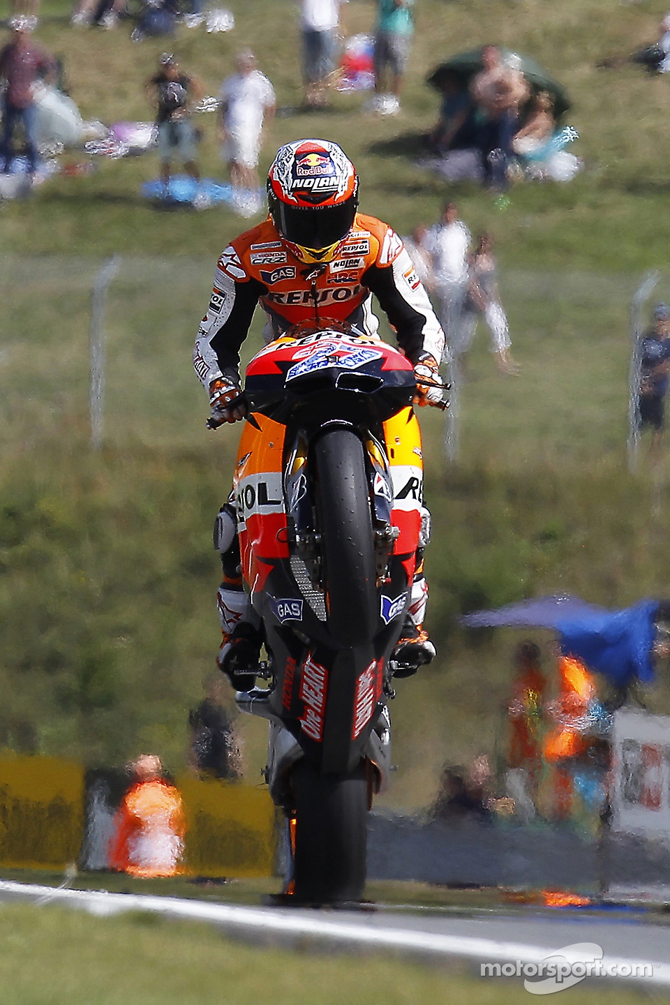 Race winner Casey Stoner, Repsol Honda Team