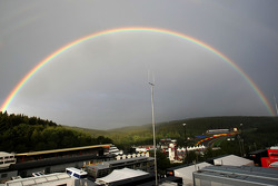 Regenboog over Spa-Francorchamps