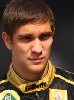 Виталий Петров, Lotus Renault GP