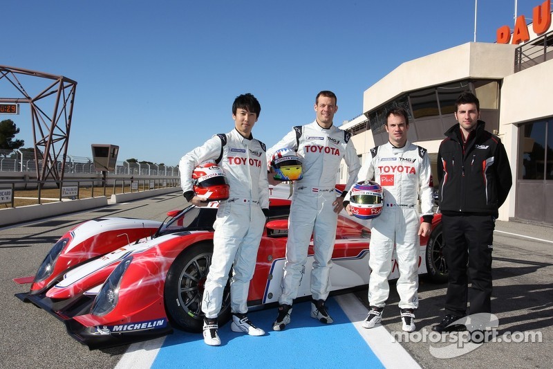 Kazuki Nakajima, Alexander Wurz, Nicolas Lapierre met Toyota Hybrid TS030