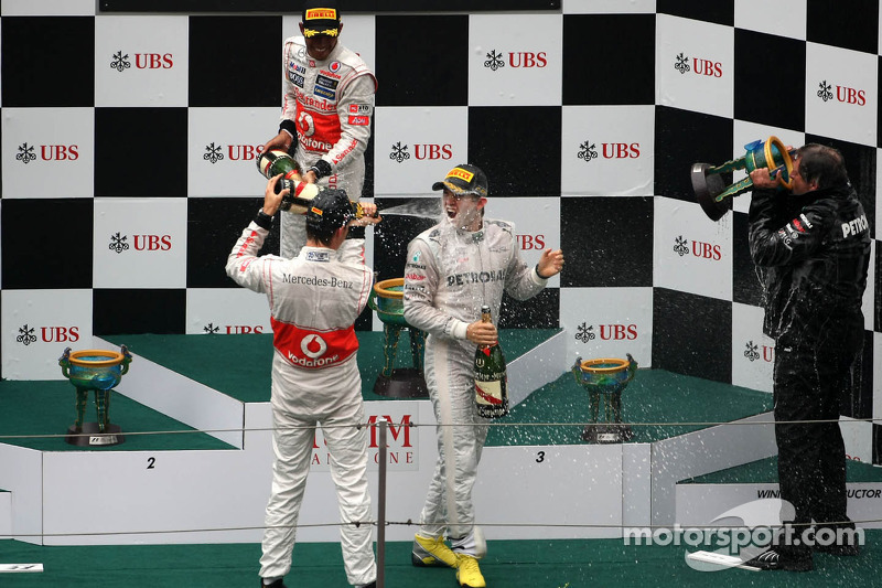 Jenson Button, McLaren Mercedes, Nico Rosberg, Mercedes AMG F1, Lewis Hamilton, McLaren Mercedes y Norbert Haug, Mercedes, Jefe de Motorsport