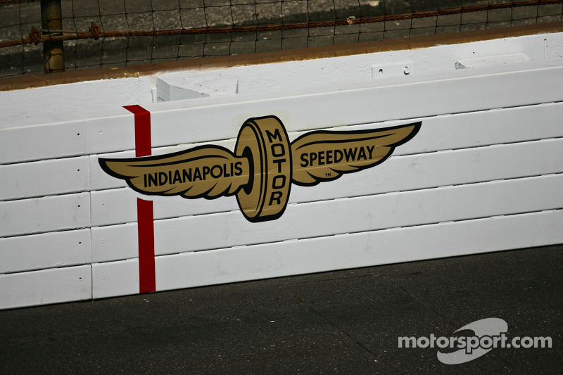 Indy 500护墙