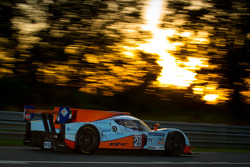 #28 Gulf Racing Middle East Lola B12/60 Coupe Nissan: Fabien Giroix, Ludovic Badey, Stefan Johansson