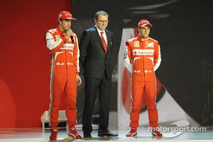 Stefano Domenicali, Felipe Massa and Fernando Alonso with the Ferrari F138