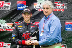 Podium: Marco Andretti, Andretti Autosport Chevrolet et Mark Miles