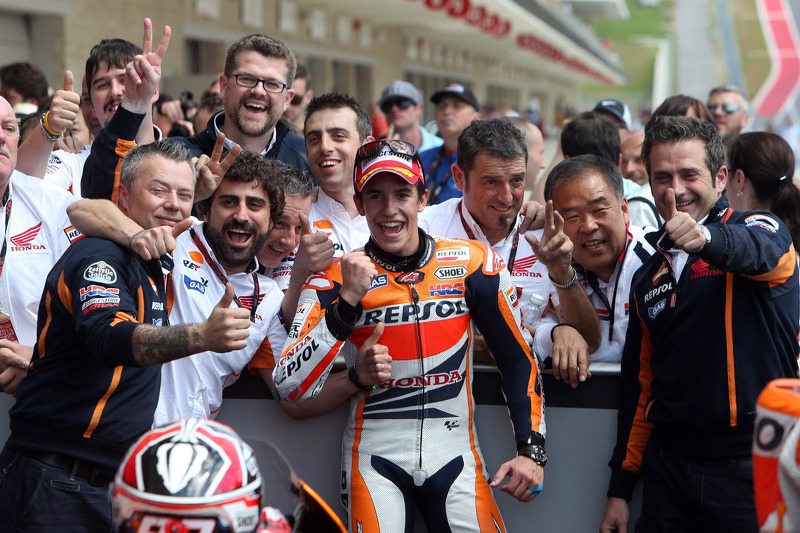2013: Celebrando a primeira vitória na MotoGP