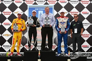 Race winner Mike Conway, Dale Coyne Racing Honda, second place Ryan Hunter-Reay, Andretti Autosport, third place Justin Wilson, Dale Coyne Racing Honda