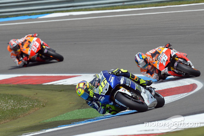 Valentino Rossi, Yamaha Fatory Racing