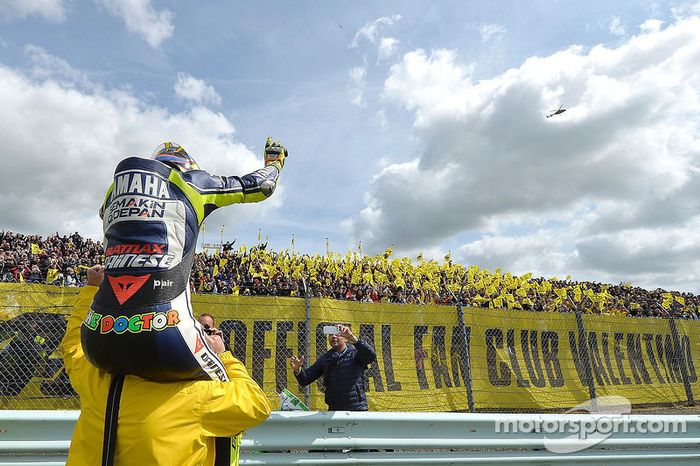 Ganador de la carrera Valentino Rossi, Yamaha Factory Racing