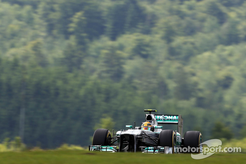 Lewis Hamilton, Mercedes AMG F1 W04