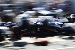 Susie Wolff, Williams FW35 piloto de desenvolvimento treina um pit stop