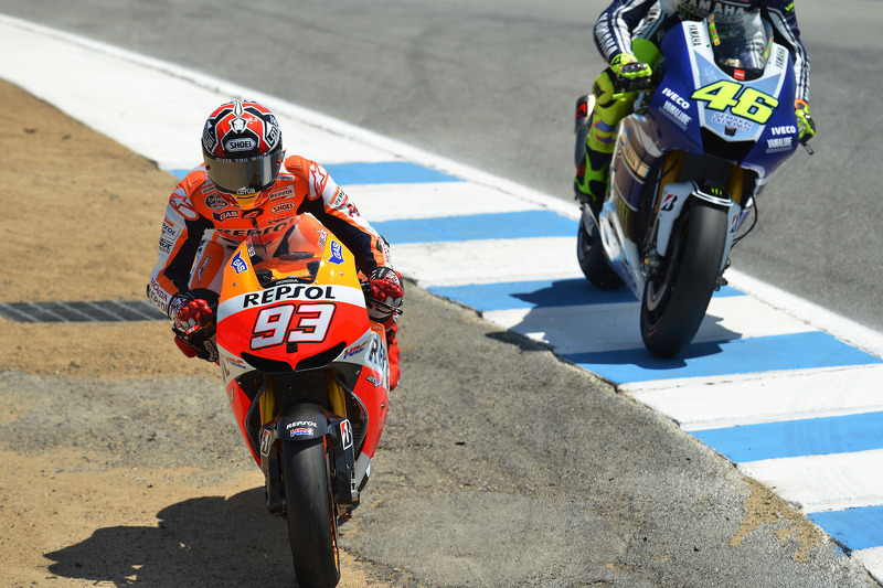 Marc Marquez, Repsol Honda Team; Valentino Rossi, Yamaha Factory Racing