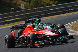 Jules Bianchi, Marussia F1 Team MR02 y Charles Pic, Caterham CT03