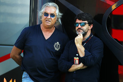 Flavio Briatore, con Luis García Abad, manager de Fernando Alonso, Ferrari