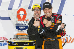 Race winner Matt Kenseth, Joe Gibbs Racing Toyota and J.D. Gibbs