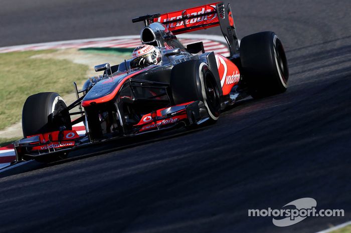 2013 - McLaren MP4-28 (motor Mercedes)