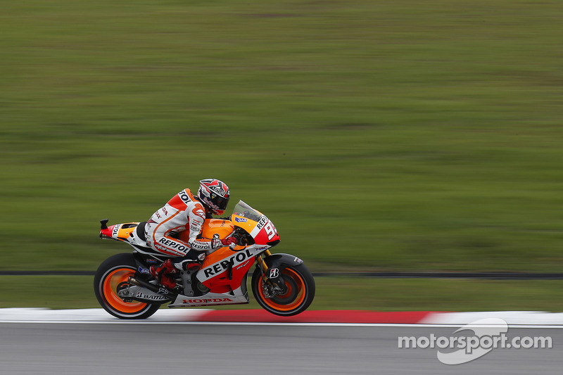 Rookie pertama yang meraih 4 pole beruntun di kelas Premier (Silverstone - Malaysia 2013)