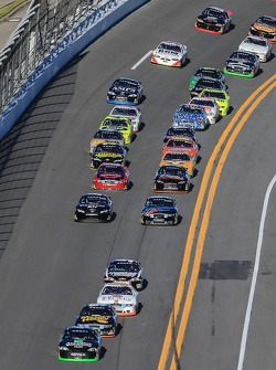 Dylan Kwasniewski leads