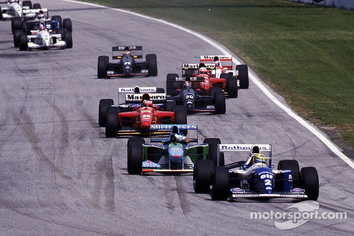 Ayrton Senna lidera en su Williams