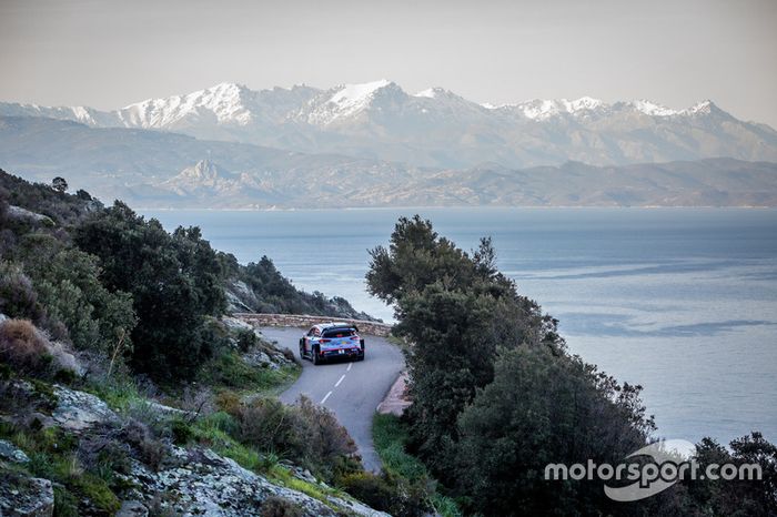 Thierry Neuville, Nicolas Gilsoul, Hyundai Motorsport Hyundai i20 Coupe WRC