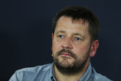 Paul Hembery, director de Pirelli Motorsport en la conferencia de prensa de la FIA