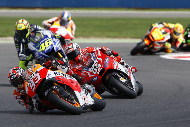 <img src="http://cdn-1.motorsport.com/static/custom/car-thumbs/MOTOGP_2017/RIDERS_NUMBERS/Marquez.png" width="50" /> 17. Гран Прі Британії-2014