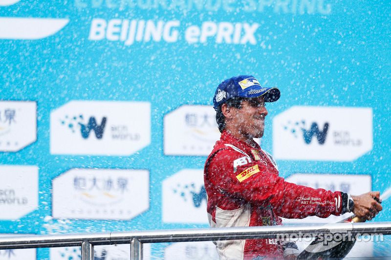 Lucas Di Grassi, da Audi, foi o vencedor do primeiro ePrix da história da Fórmula E, em Pequim