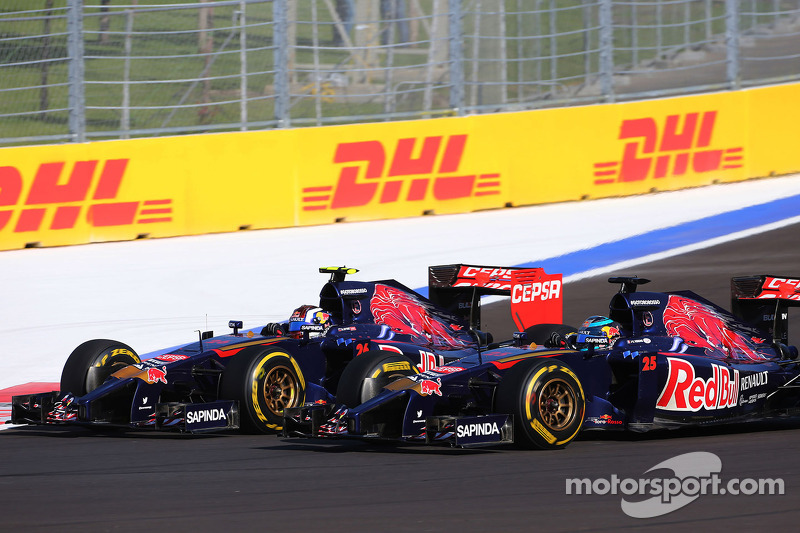 Daniil Kvyat, Scuderia Toro Rosso; Jean-Eric Vergne, Scuderia Toro Rosso