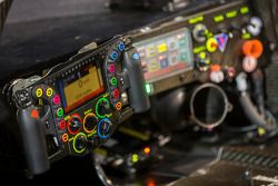 Cockpit del #14 Porsche Team Porsche 919 Hybrid