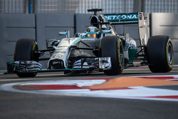 Льюїс Хемілтон, Mercedes AMG F1 W05