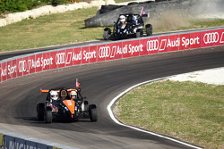 David Coulthard goes off as Tom Kristensen takes the win