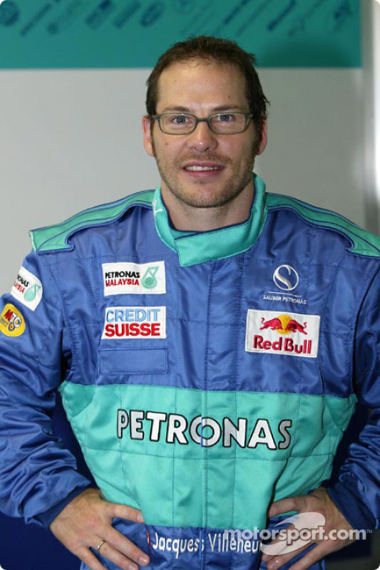 Jacques Villeneuve seat fitting at Sauber factory in Hinwil: Jacques
