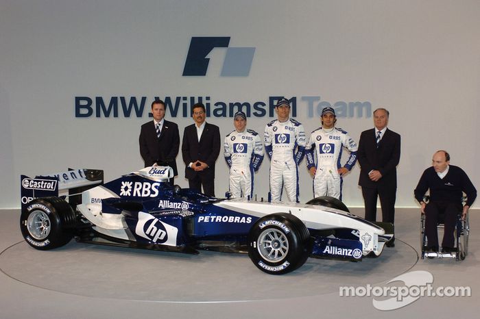 Sam Michael, Dr Mario Theissen, Nick Heidfeld, Mark Webber, Antonio Pizzonia, Patrick Head and Frank